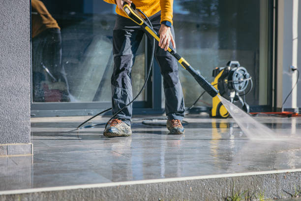 Best Pool Deck Cleaning  in Belvedere, CA